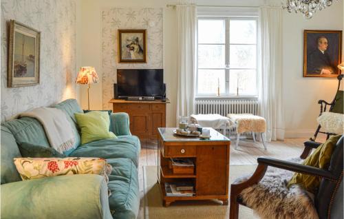 Herrang House | Nice Home In Hallstavik With Sauna