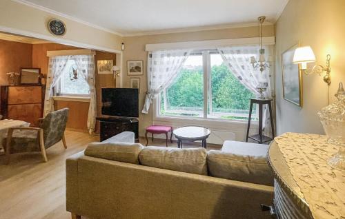 Flekkerøy House | Nice Home In Kristiansand S With Wifi