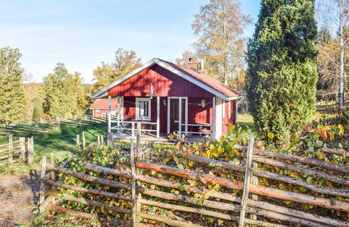Lammhult House | Nice home in Lammhult with lake view