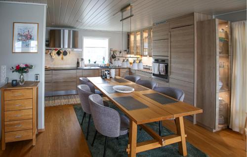Spangereid House | Nice Home In Lindesnes With Sauna