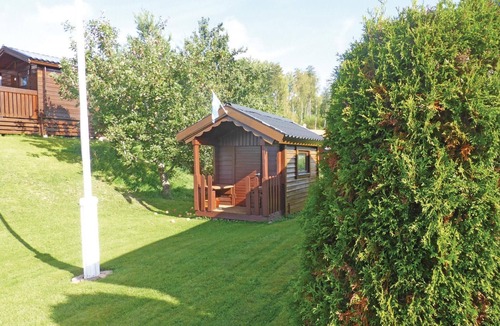 Malmkoping House | Nice home in Malmköping with kitchen