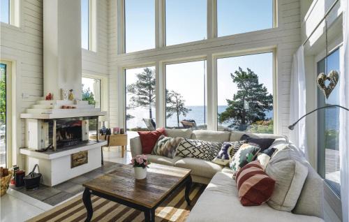 Mellerud O House | Nice Home In Mellerud With Sauna