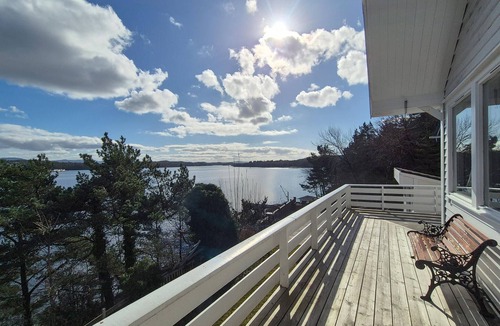 Bomlo House | Nice home in Mosterhamn with sauna