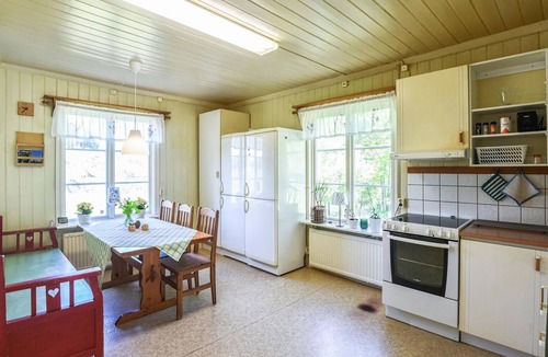 Munkedal House | Nice home in Munkedal with lake view