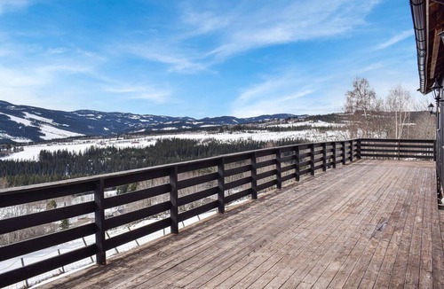 Nordre Land House | Nice home in Nord-Torpa with WiFi
