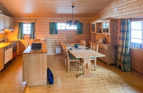 Akrestrømmen House | Nice home in Rendalen with house a panoramic view