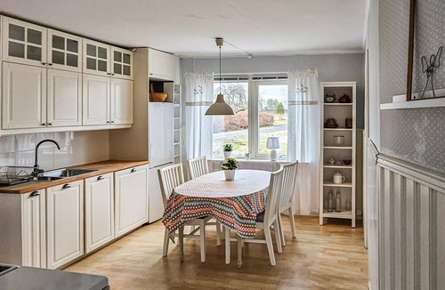 Rorvik House | Nice home in Rörvik with WiFi