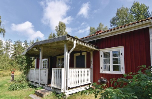 Saffle House | Nice home in Säffle with sauna