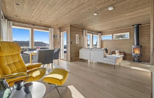 Drangedal House | Nice Home In Sannidal With Lake View