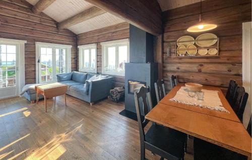 Sjusjoen House | Nice Home In Sjusjøen With House A Mountain View