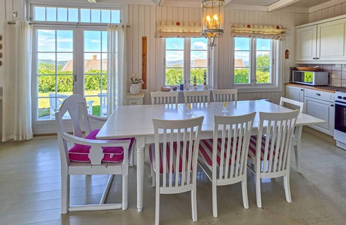 Stabbestad House | Nice home in Stabbestad