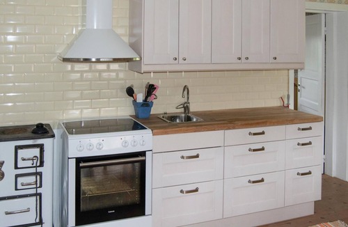 Stallarholmen House | Nice home in Stallarholmen with WiFi