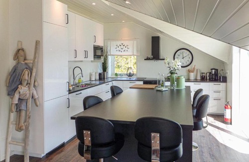 Strandebarm House | Nice home in Strandebarm with 2 Bedrooms and WiFi
