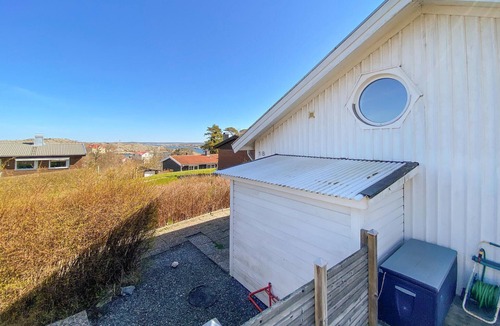 Styrso House | Nice home in Styrsö with sauna