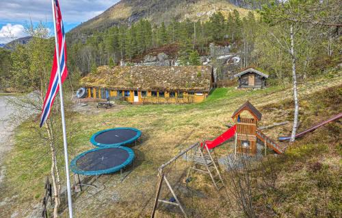 Tjørhom House | Nice Home In Tjørhom With Sauna