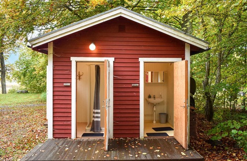 Tormestorp House | Nice home in Tormestorp with lake view