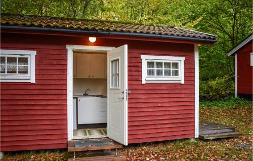 Tormestorp House | Nice Home In Tormestorp With Lake View