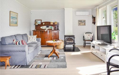 Torsby House | Nice Home In Torsby With Kitchen