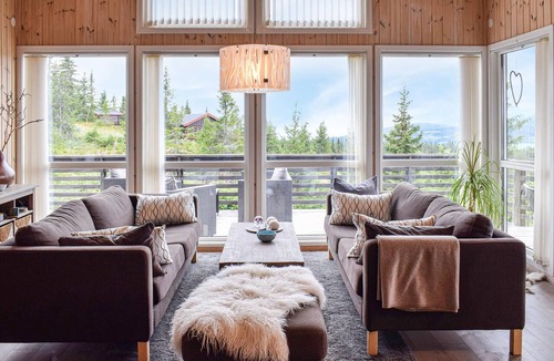 Tretten House | Nice home in Tretten with sauna