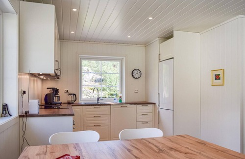Tvedestrand House | Nice home in Tvedestrand with ethernet internet