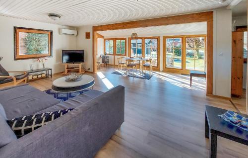 Tyringe House | Nice Home In Tyringe With Wifi