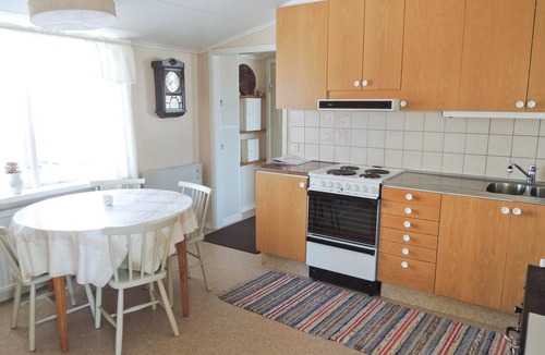 Falkenberg Municipality House | Nice home in Vessigebro with kitchen