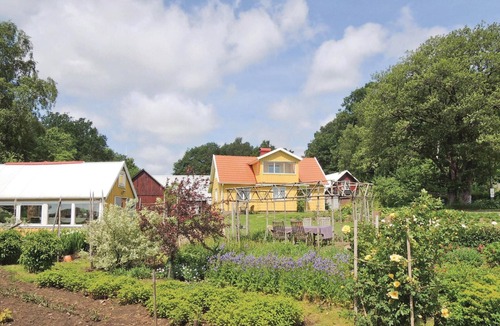 Falkenberg Municipality House | Nice home in Vessigebro with kitchen
