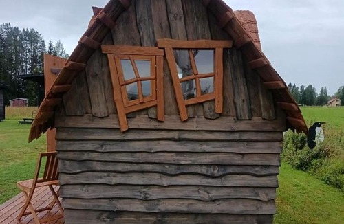 Nivala Apartment | Noitamökki elämyspuistossa