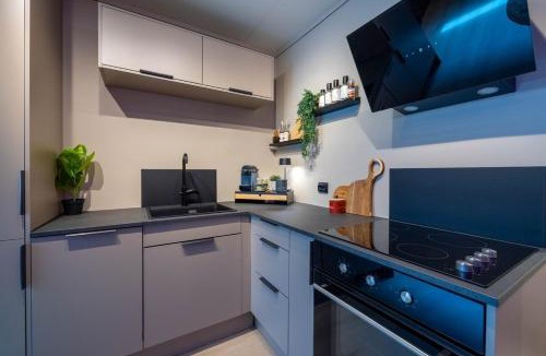 Alesund Apartment | Nordic Nook - Modern downtown apartment