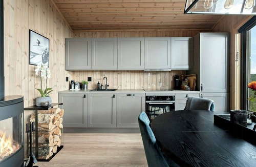 Kroderen House | Norefjell Cottage with Sauna and Whirlpool