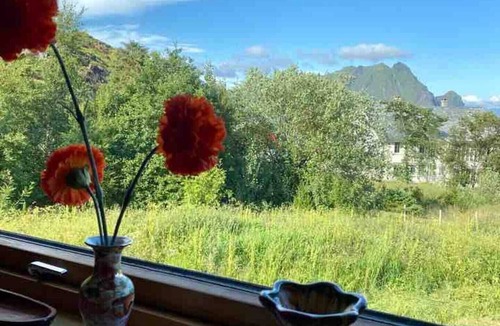 Vestvagøy Cabin | Northern Light Cabin Lofoten