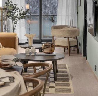 Tromsdalen Apartment | Northern Lights Apartment - with amazing views and parking