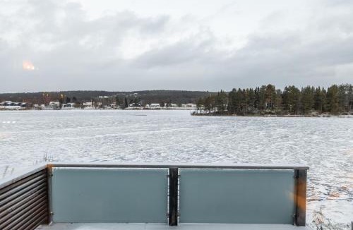 Rovaniemi Villa | Northern Lights River Nest