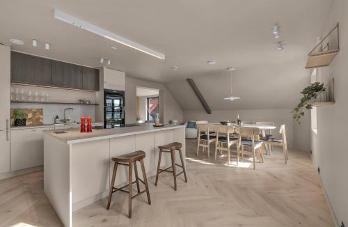 Tromso Apartment | Northstay - The Loft l City Center Deluxe Apartment l Balcony, City, Ocean & Mountain Views