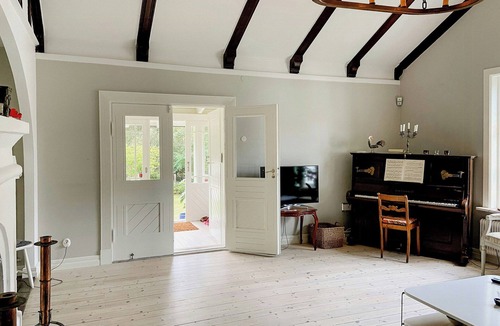 Falsterbo House | Norwegian log house near Falsterbo's sandy beach