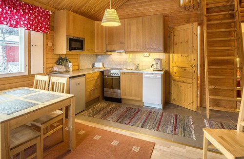 Akaslompolo House | Nutukas/ylläksen lapikas by Interhome