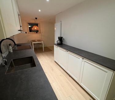 Smogen Apartment | Nyare lägenhet på Smögen, nära allt