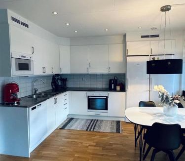 Norr Apartment | Nybyggt radhus nära både Malmö och Lund.