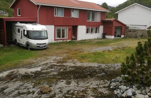 Flakstad Apartment | Nydelig leilighet i første etage.