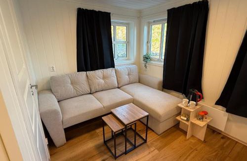Oksnes Apartment | Nyksund Appartement, and Double Luxury Room in Nyksund Brygge