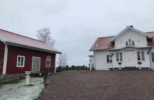 Linkoping Apartment | Nyrenoverad stuga nära naturen