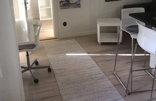 Sveg Apartment | Nyrenoverad Toppmodern Lägenhet