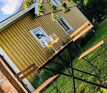 Morlunda House | Obstgarten Mörlunda, 5 min zum Badesee, Småland, Sauna