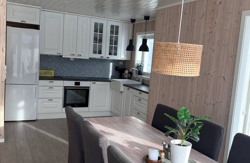 Alta Cabin | Ocean View Cottage