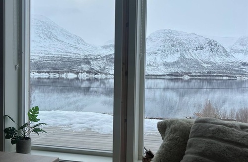 Alta Cabin | Ocean View Cottage