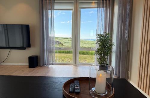 Vestvagøy House | Oceanfront Infinity Lodge, Lofoten