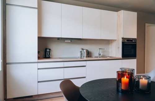 Odda Apartment | Odda Apartments - 3BR - Parking - T32