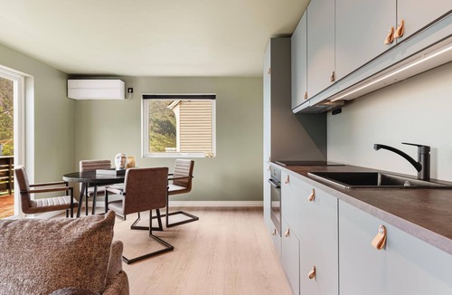 Odda Apartment | Odda Living - 3BR - Balcony - AG3