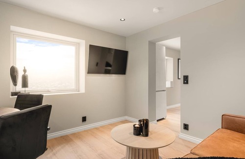 Odda Apartment | Odda View 1BR - Fjord Views - B11