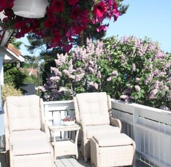 Kristiansand House | Odderhei, spacious & family friendly house, sunny veranda